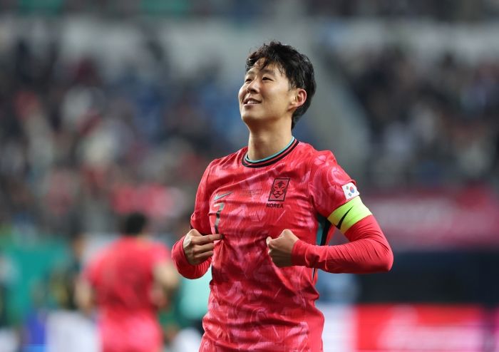 손흥민, ‘전 세계 안티 없는 선수’ 2위 선정... 1위는