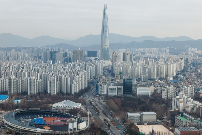 서울 한강 이남 중소형 아파트값, 평균 18억원 첫 돌파