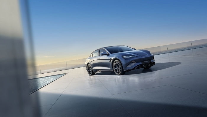 BYD, 중형 전기세단 ‘씰’ 후륜구동 트림 2종 출시... “실구매가 3000만원대”