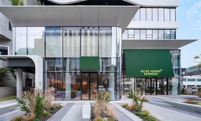 올리브영, ‘돈키호테’ 회원 일본 관광객에 할인 이벤트... 중국인 등 외국인 전체 프로모션도