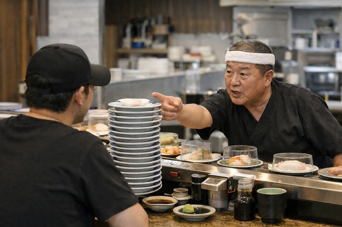 ‘광어 20접시’ 주문하니 “오지 마”… 회전초밥집서 외식한 가족이 겪은 일