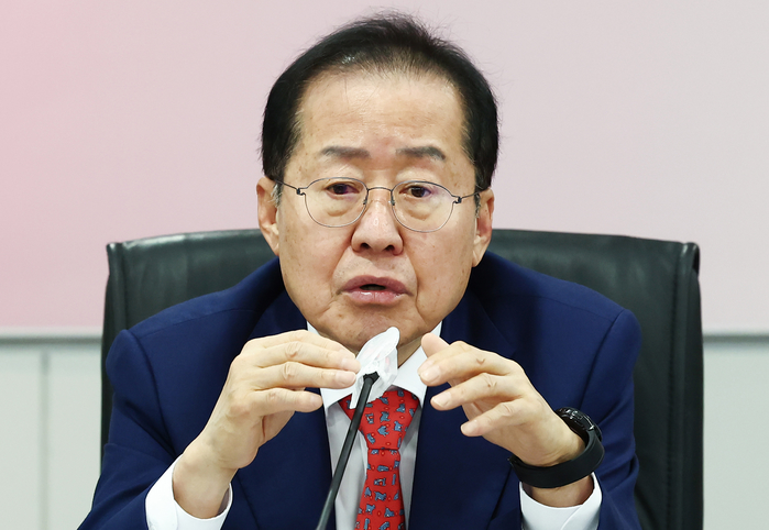 홍준표, 오세훈 직격 “하는 짓마다 헛발질... 서울시장 네 번 했으면 자족하라”