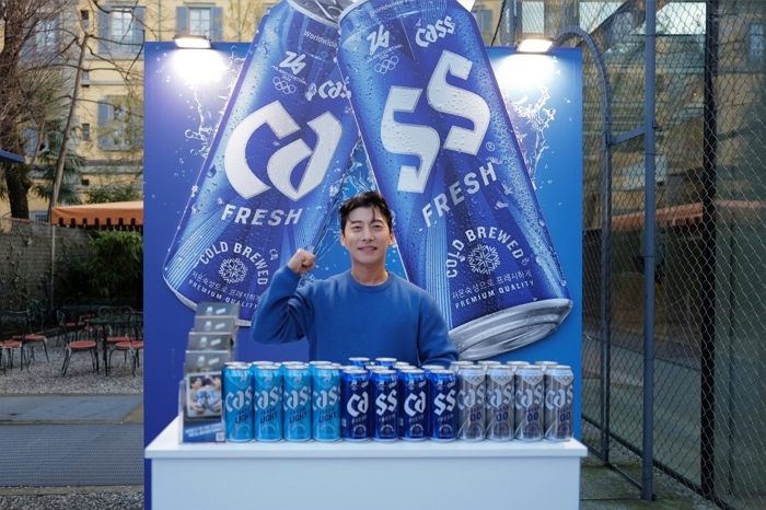 [사진자료2] “밀라노에서도 카스와 함께 대~한민국!” 2026 동계올림픽 공식 파트너 카스, 밀라노 ‘코리아하우스’ 내 부스 운영.jpg