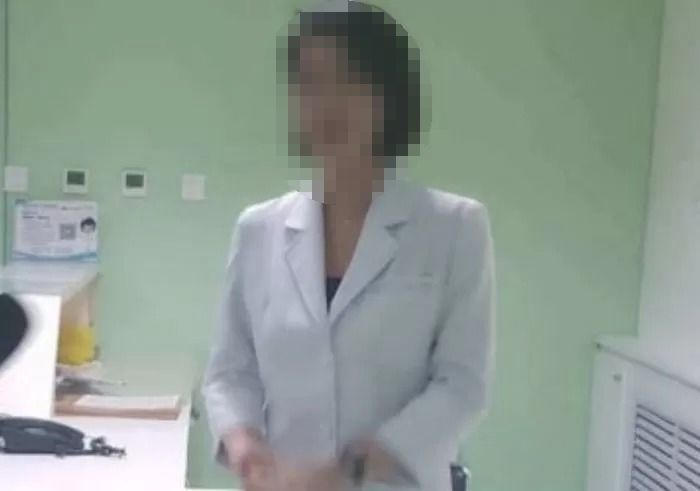 “이제 너희들 차례”... 9시간 경찰조사 받은 주사이모, ‘한 남자’ 지목했다