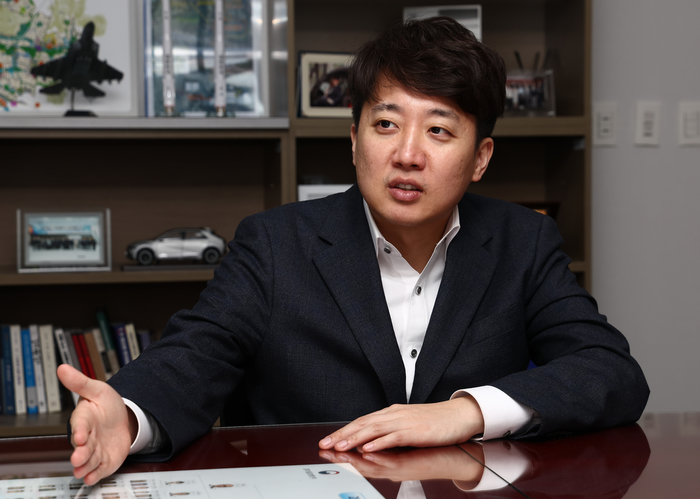 이준석 “이재명 감옥 보내면 끝난다는 한탕주의가 보수 몰락 원인”