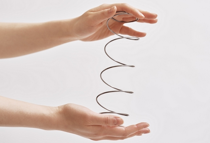 [사진자료 2] ‘스타릿 매트리스’에 적용된 302H 고강도 스테인리스 스프링.jpg