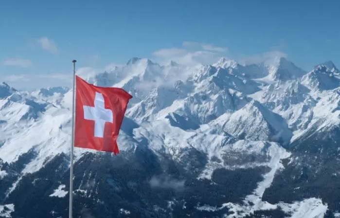 유럽으로 ‘안락사’하러 떠나려던 60대 남성, 경찰이 출국 막았다