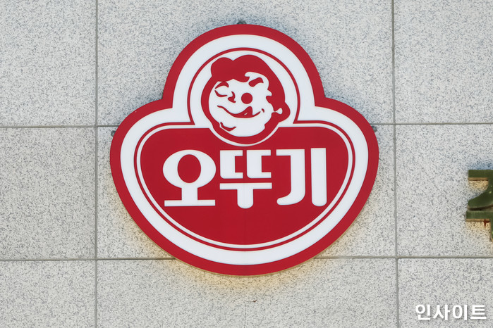 해외선 K-라면 열풍인데... 오뚜기, 매출 3.6조 넘고도 영업익 20% ‘뚝’