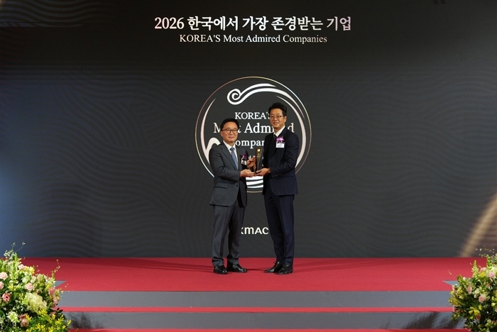 수익보다 생명 택했다... 27년간 특수분유 만든 매일유업, 9년 연속 ‘존경받는 기업’ 1위 비결