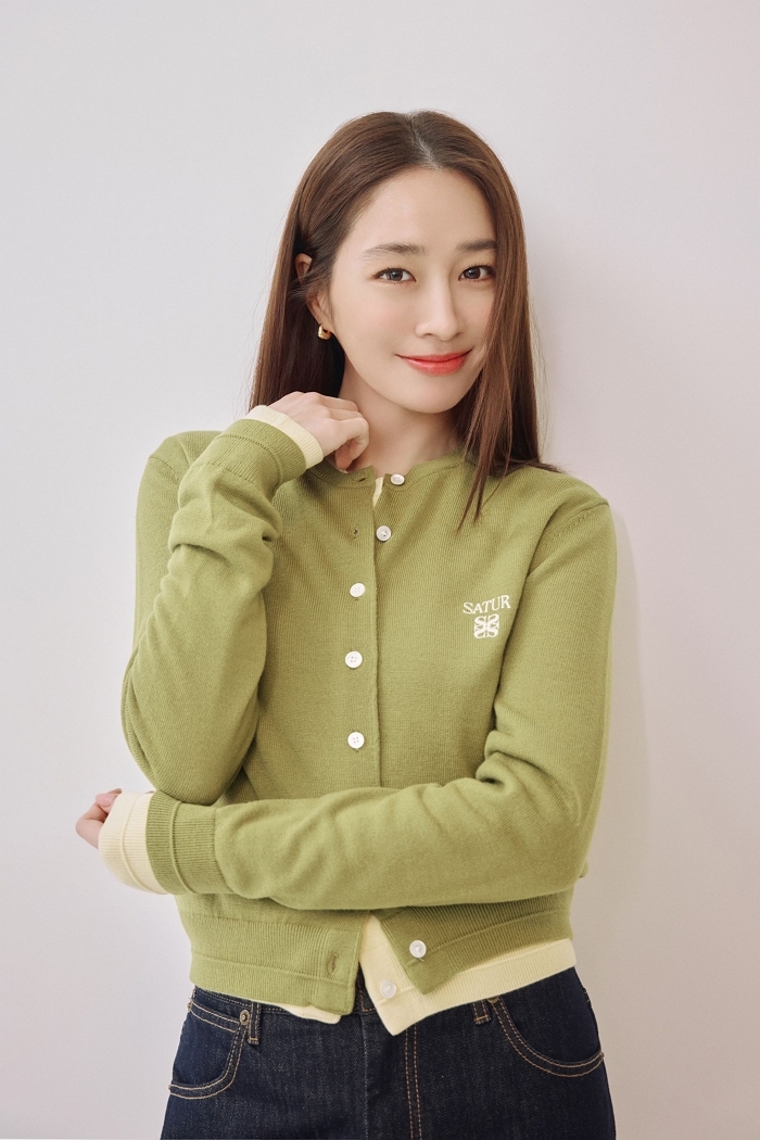 라이즈·신예은 이어 이민정까지... 세터, 새 뮤즈 이민정과 '담백한 일상룩' 제안