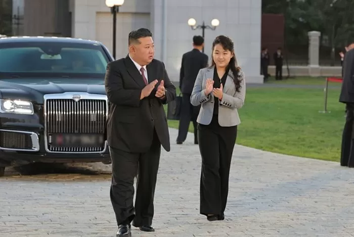 국정원 “김주애, 일부 시책에 의견 내... 후계 내정 단계”
