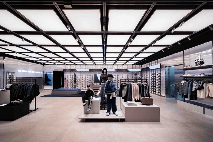 아디다스, 잠실 롯데월드몰에 '국내 1호 쇼핑몰 브랜드 센터' 공식 오픈