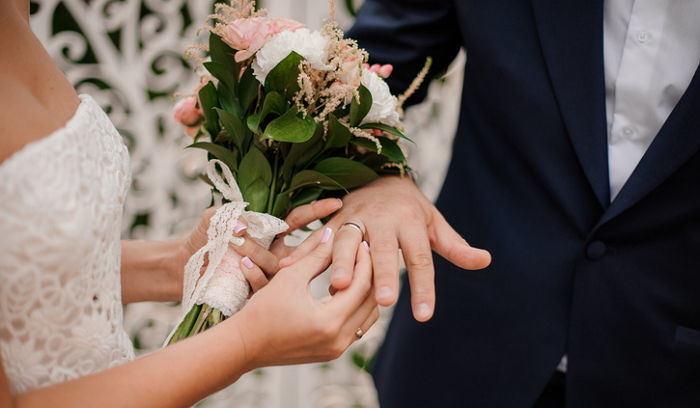 사랑해서 결혼? 이젠 옛말... 직장인 결혼 이유 1위는 '이것'