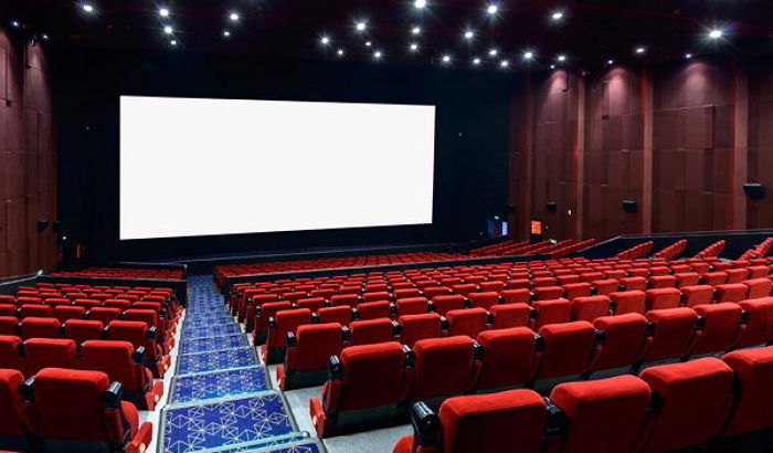 “OTT 한 달 보는 게 이득”... 관객 3명 중 2명, ‘비싼 티켓값’에 영화관 안 간다