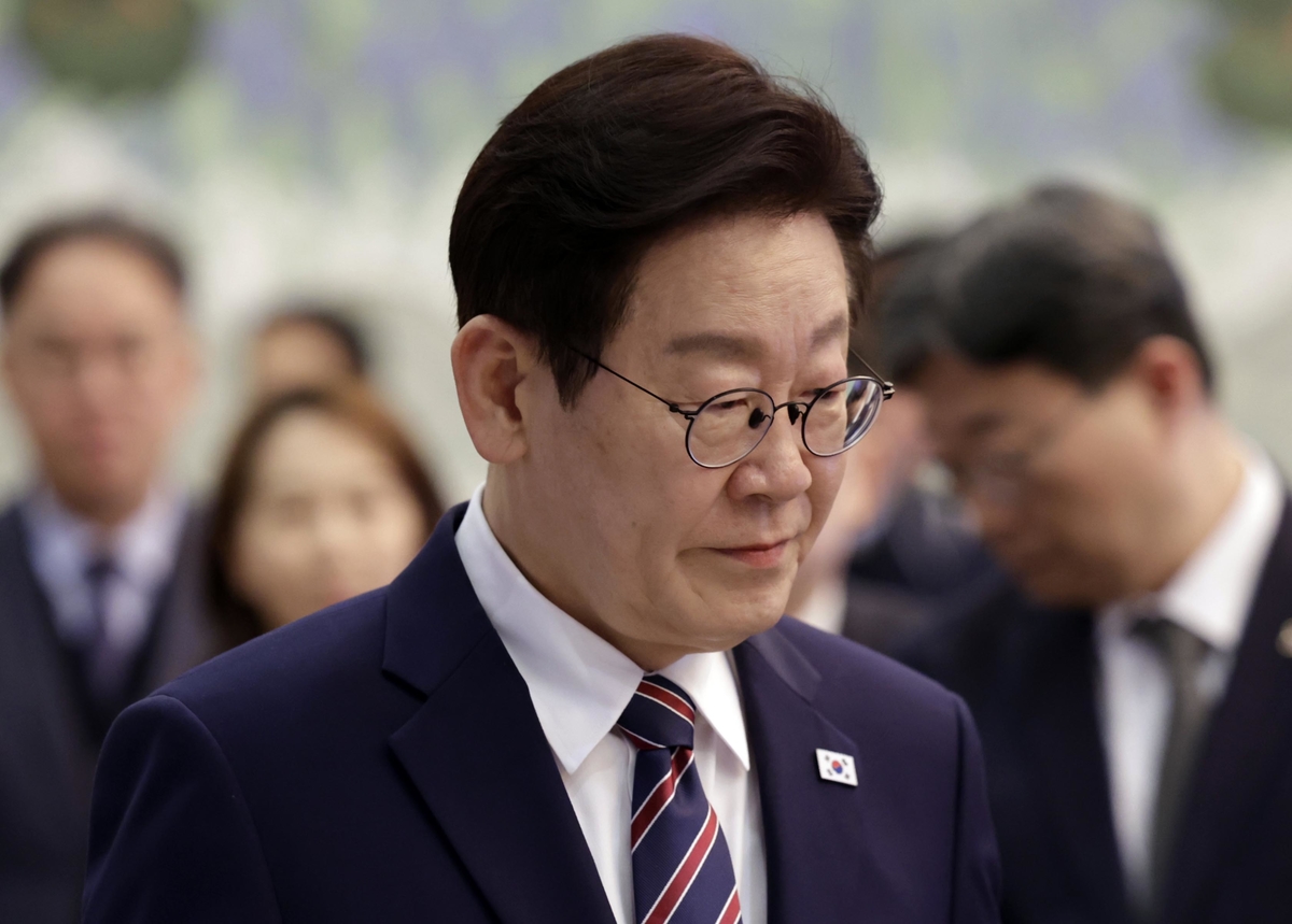 李대통령 “집 팔라고 강요 안해... 다주택 보유자는 그에 상응한 책임·부담 지는 게 공정”