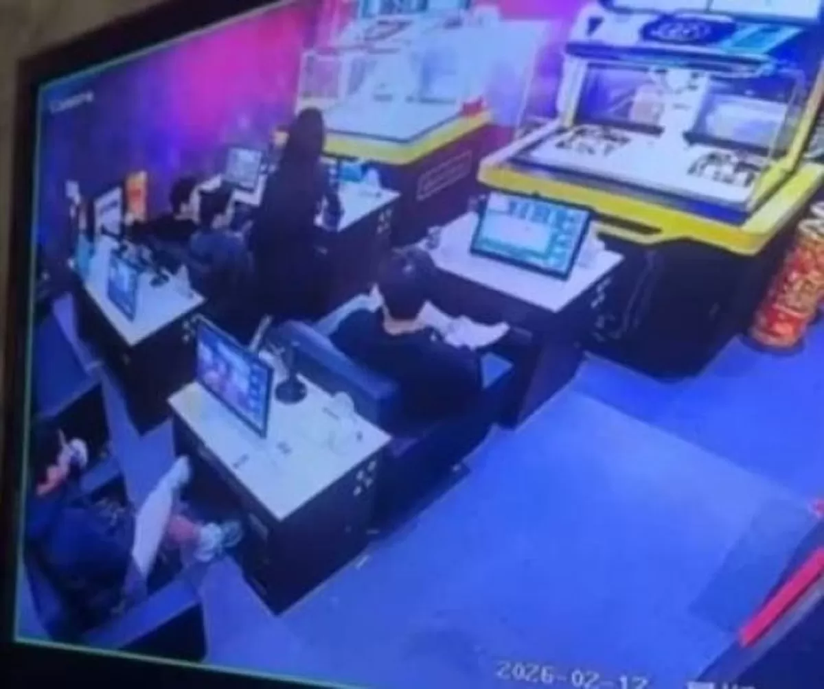 롯데 선수 4명 '불법 게임장' 방문 시인, 귀국 조치... '성추행 논란'은 부인