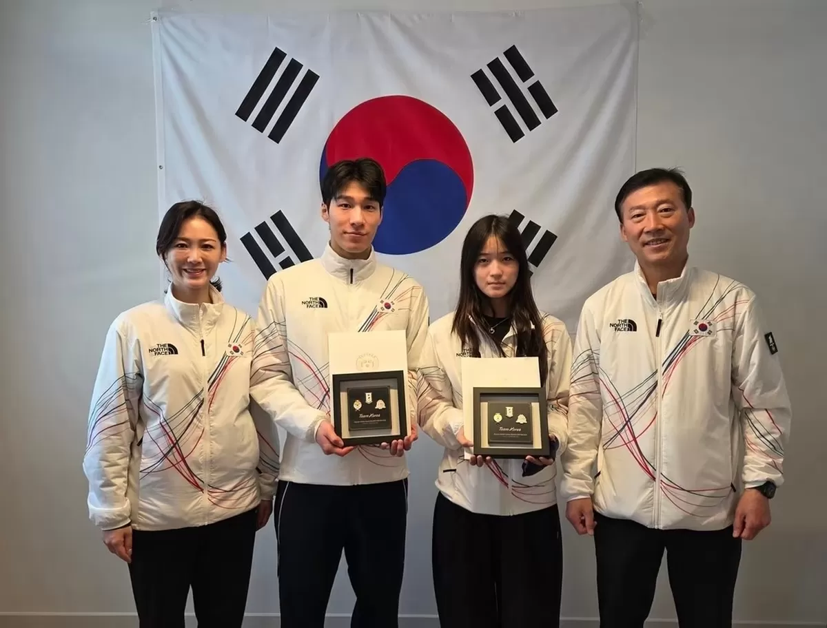 '한국 첫 금메달' 최가온·쇼트트랙 은메달 황대헌, 이재명 대통령 축전 전달