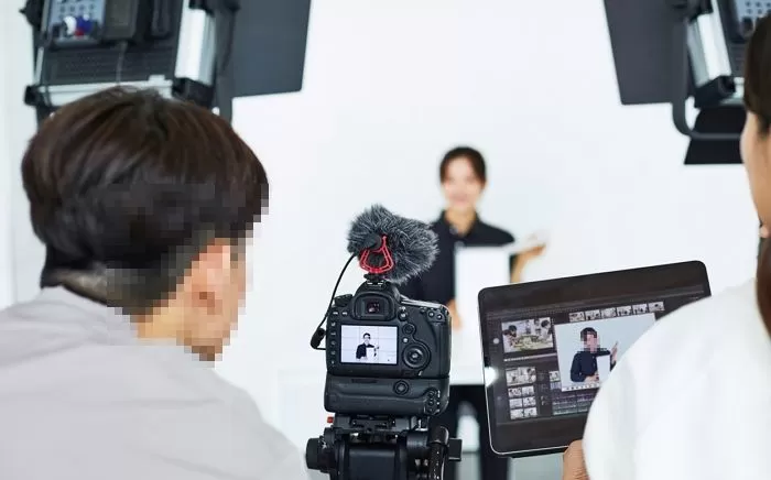 유튜버, 평균 연봉 7천만원... 상위 1% 연 수입은 어마어마