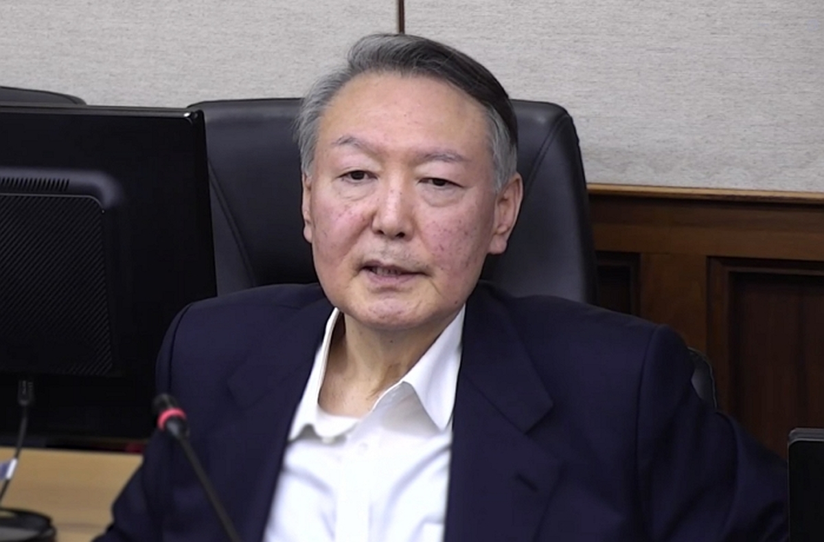 ‘실형’ 선고받아 나란히 구치소 갇힌 尹부부, 설날 아침 ‘이것’ 먹는다