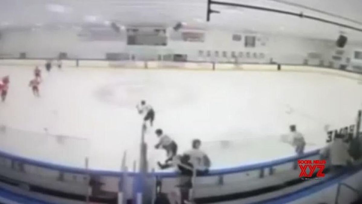 美 청소년 아이스하키 경기 중 총성에 ‘혼비백산’... “용의자, 전처와 아들 살해”