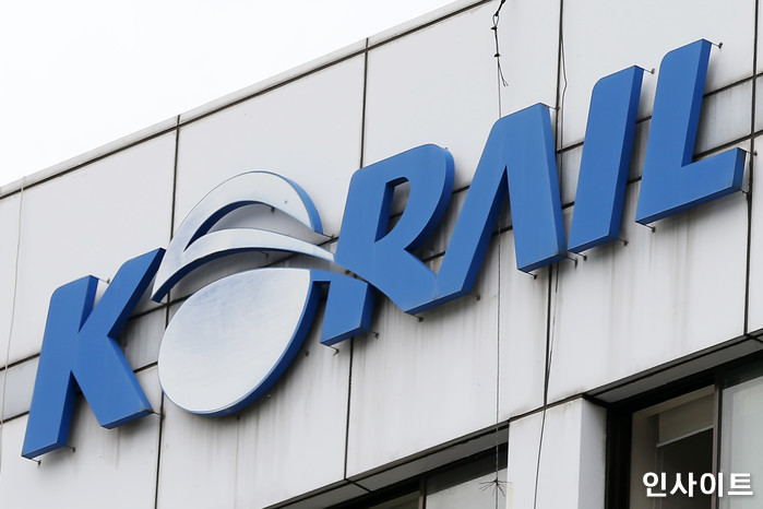 “명절 기차표 노쇼 66만석... 당일 취소 위약금 100% 물게 해야 하는 거 아닌가요?”