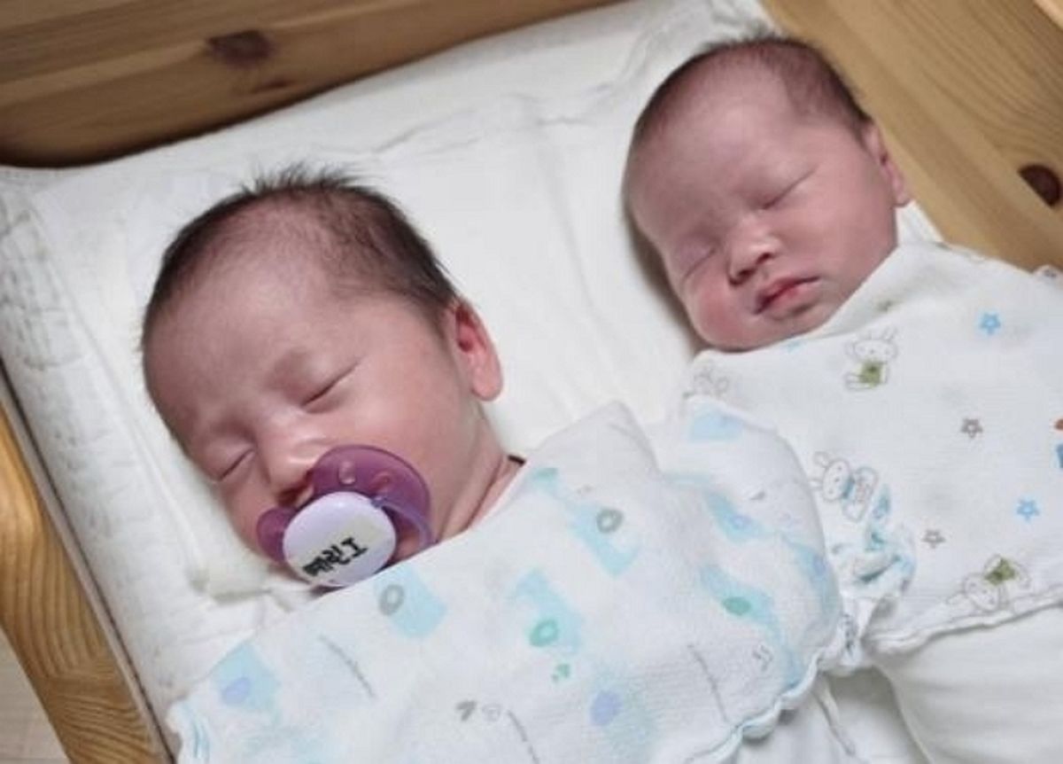 양수 터졌는데 30곳 '뺑뺑이'... 구급대원, 45㎞ 달려 쌍둥이 산모 무사 출산 도왔다