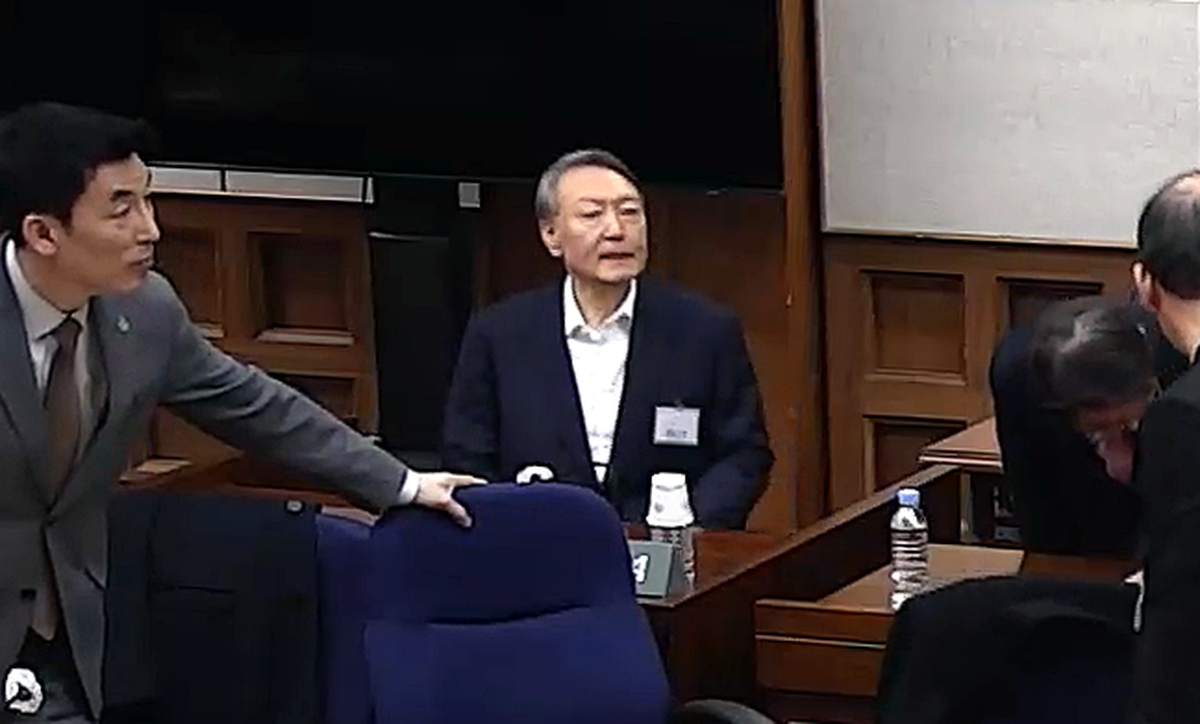 정청래·조국 “내란범 사면 금지해야”... 尹 ‘무기징역’ 선고 직후 수면 위로 떠오른 ‘사면금지법’