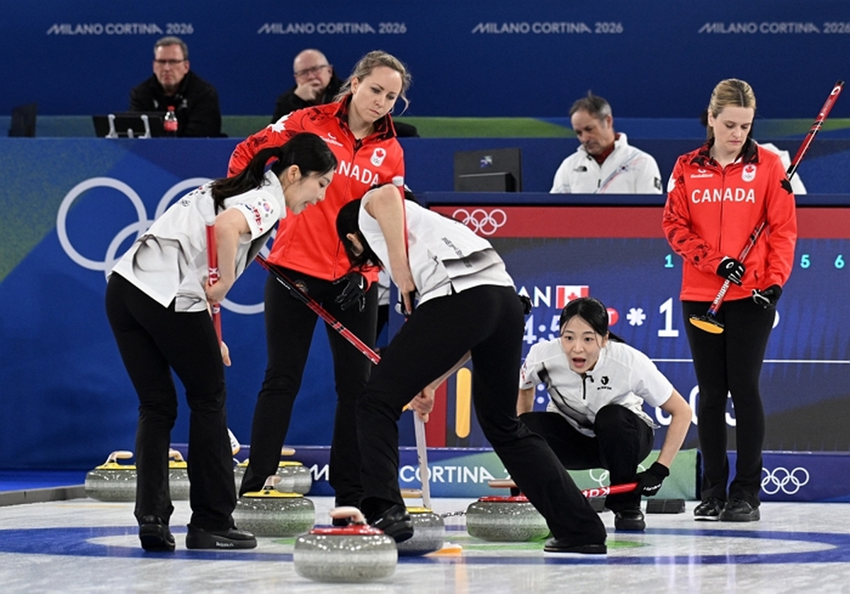 한국 여자 컬링, 졌지만 잘 싸웠다... 마지막 관문 캐나다에 막혀 아쉬운 패배