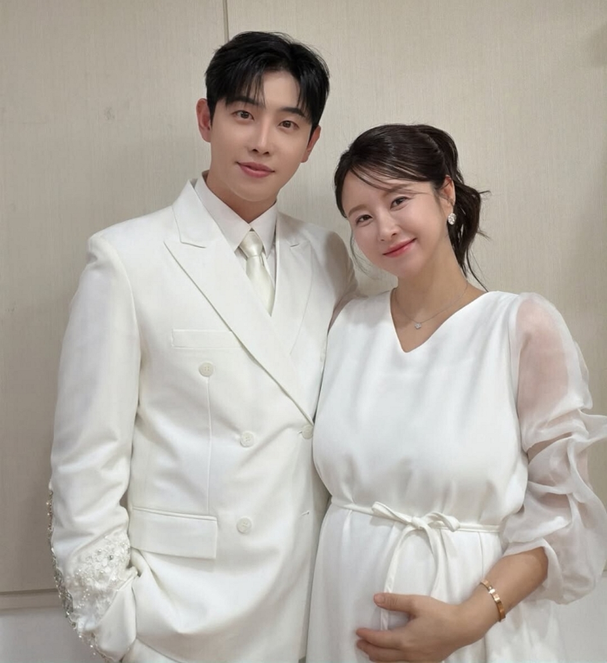 은가은·박현호 오늘 부모 됐다... 무명 딛고 일어선 트로트 부부의 ‘건강한 딸’ 출산 소식