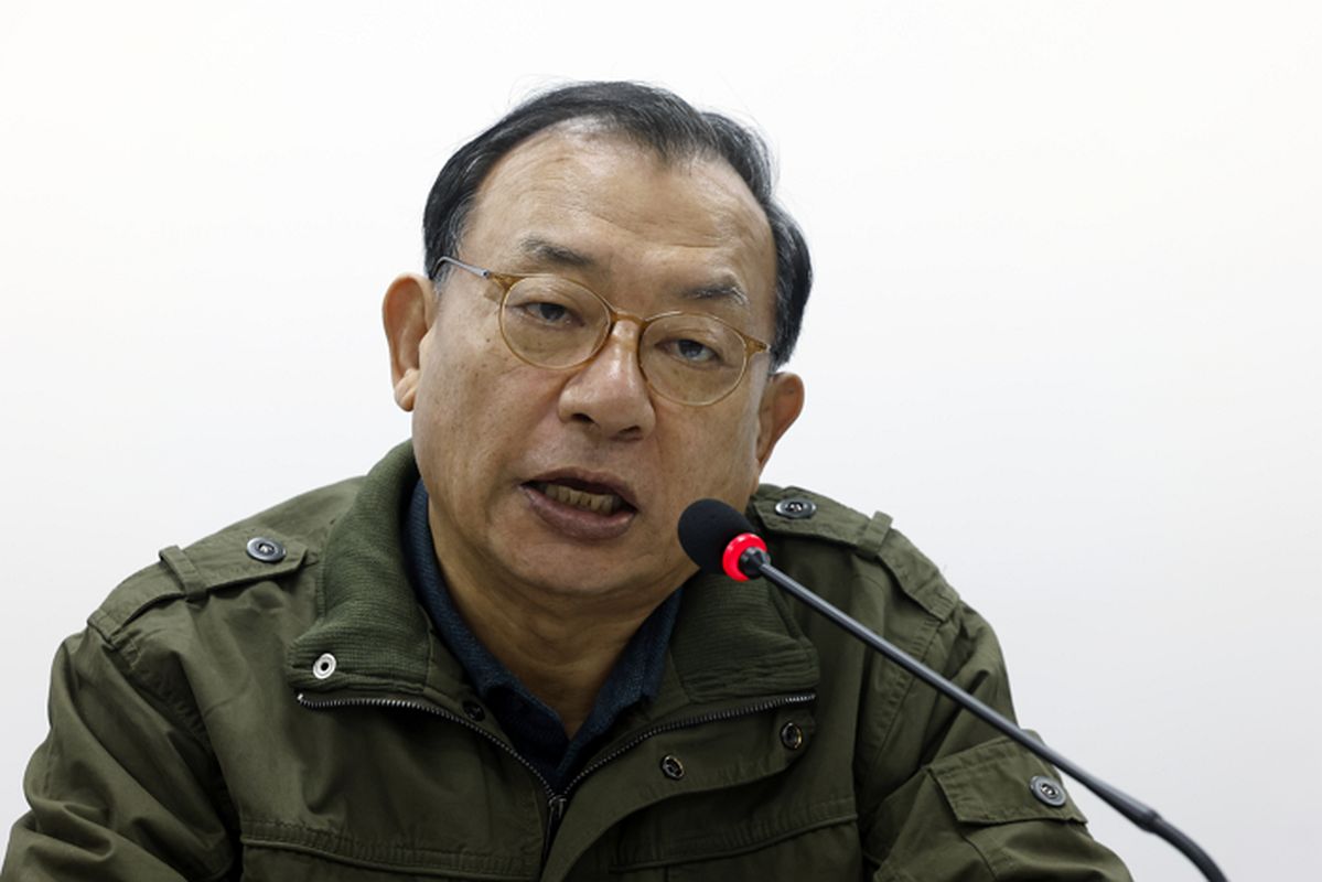 국힘 이정현, 야상 입었다가 '계엄 연상' 논란 일자 