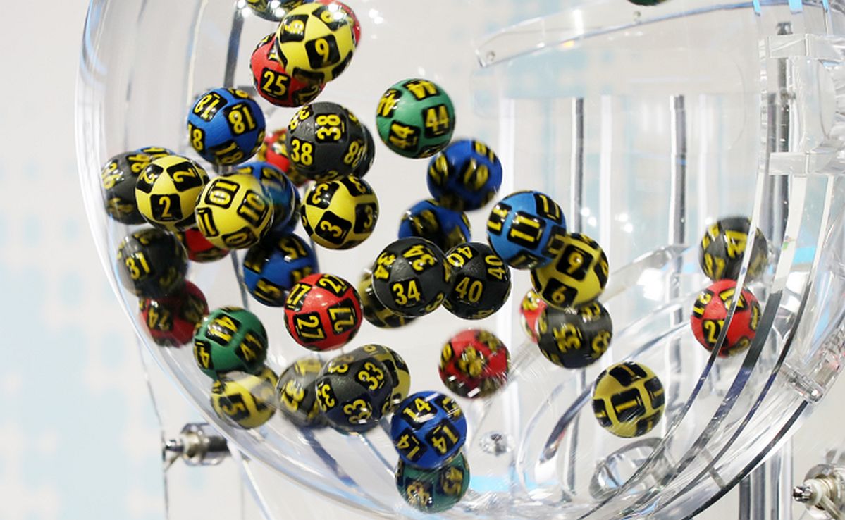 “로또 공 무게? 조작 가능해” 거짓말로 7.7억 뜯어낸 사기꾼들