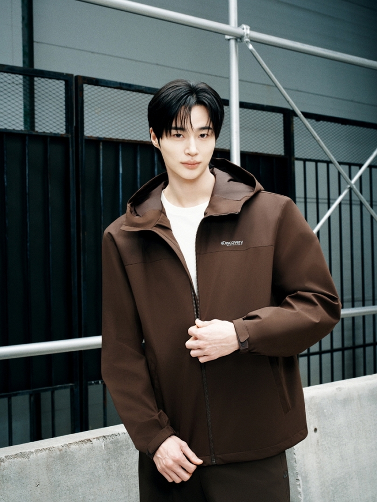 [디스커버리-이미지자료1] 디스커버리 익스페디션, 앰버서더 변우석과 함께한 ‘2026 SS 액티브 웰니스’ 캠페인 공개.jpg