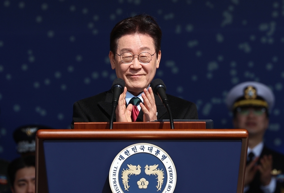 李대통령 지지율 '67%'로 취임 후 최고치... 민주 45%·국힘 17%