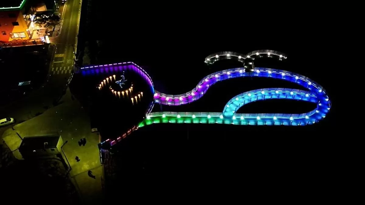 반딧불이 하늘고래 스카이워크 / 옹진군청 홈페이지