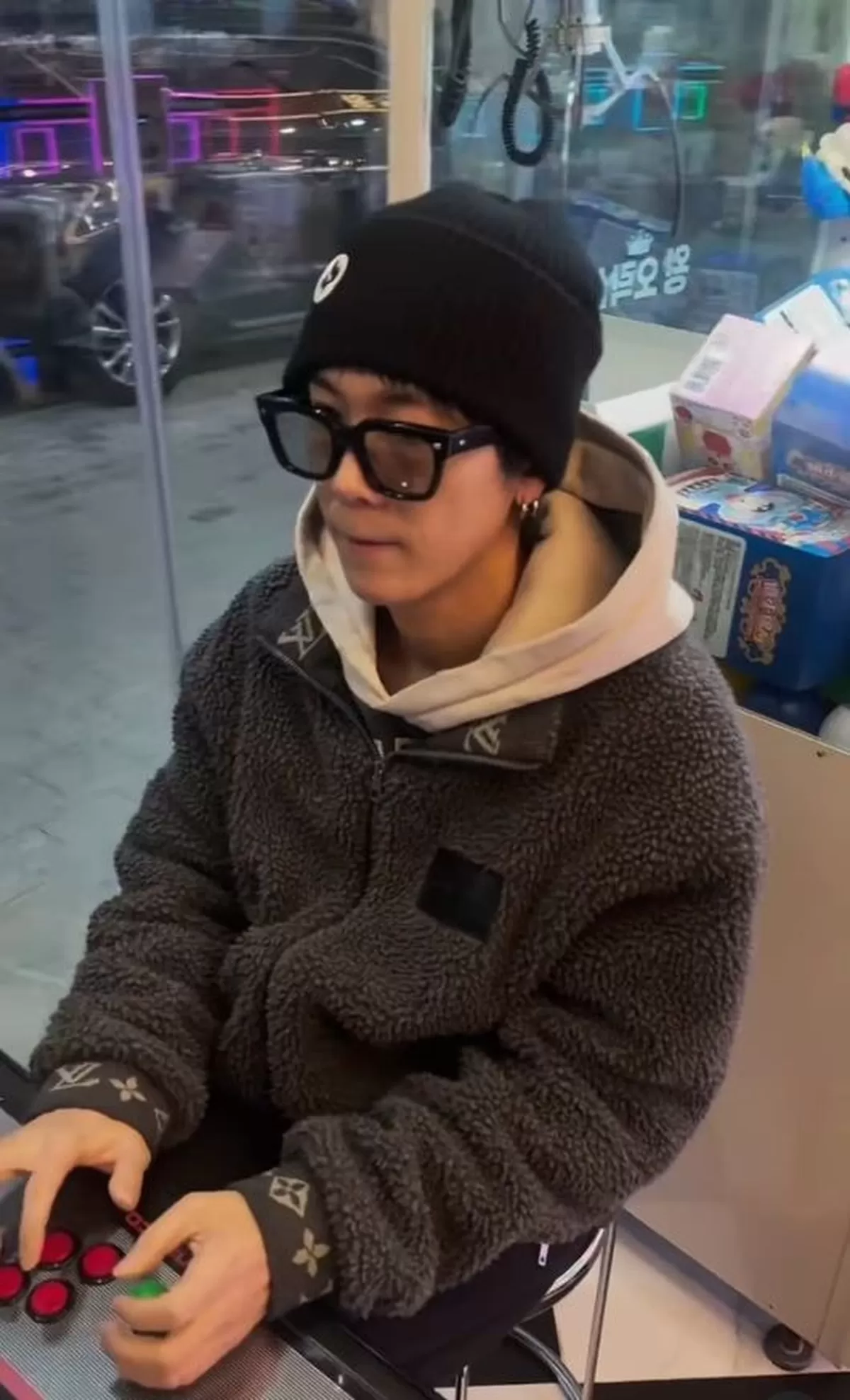 이홍기, 14kg 감량하고 몰라보게 핼쑥해졌다..살 왜이리 빠졌어?[핫피플]