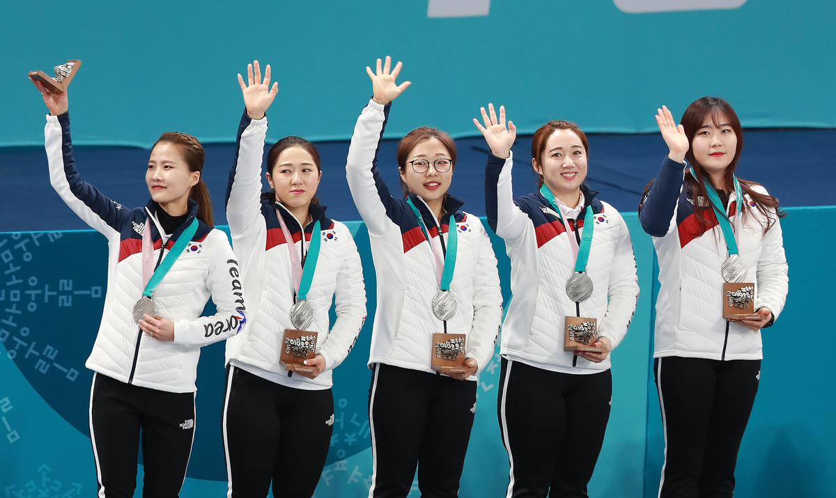 origin_자랑스런대한민국컬링여자대표팀.jpg