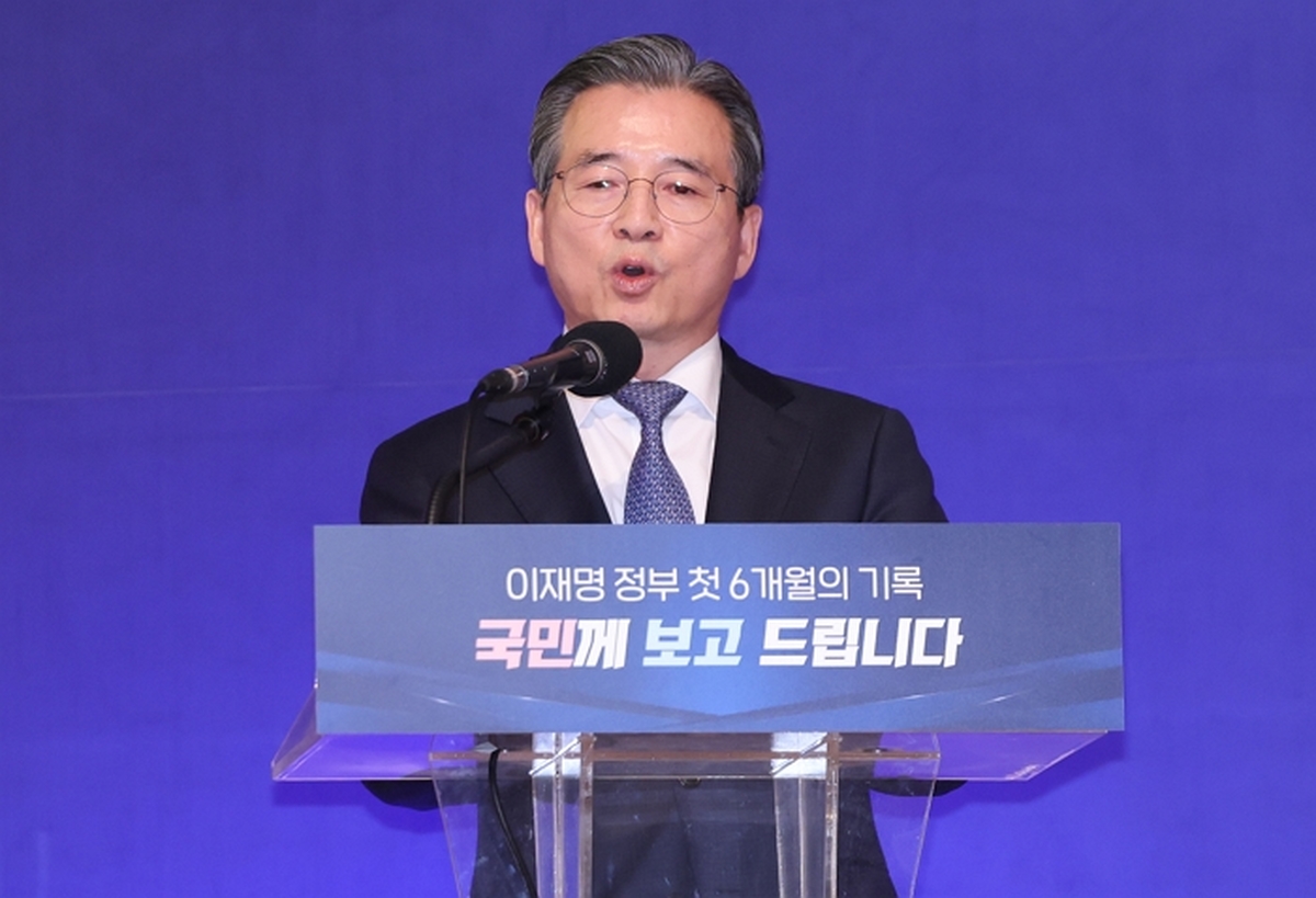 origin_발언하는김용범정책실장 (1).jpg