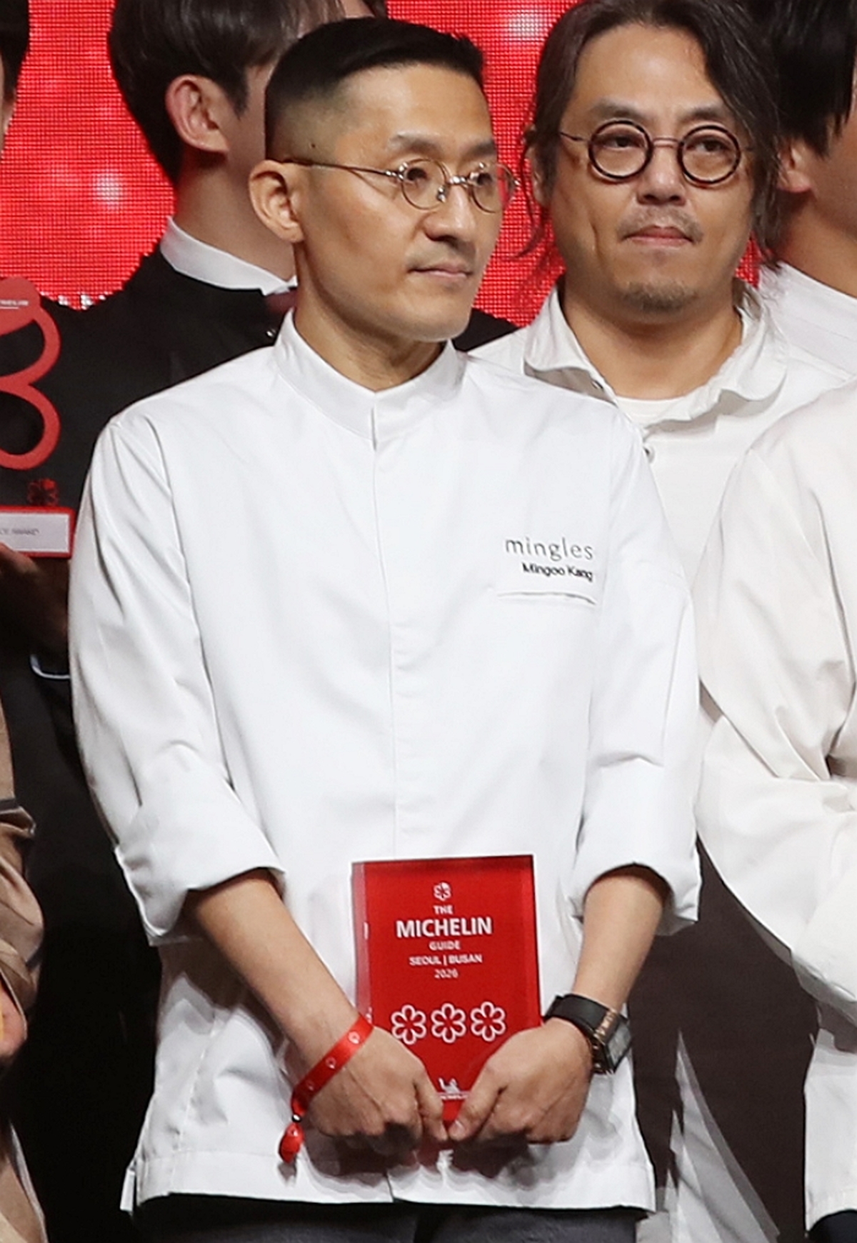 origin_미쉐린가이드3스타에밍글스강민구셰프.jpg