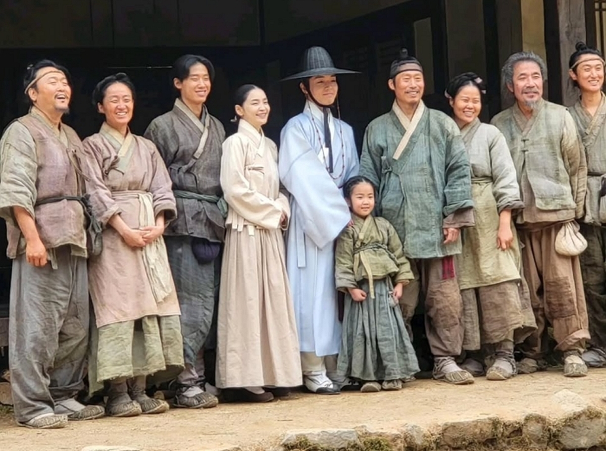 #왕과사는남자 #막동이벌써 1100만 관객 돌파 !!첫 장편영화 데뷔작이 천만영화가 되다니..좋은 작품에 참여할 수 있어서 영광이고 함께한 모든 분들께 감사드립니다🙇_♀.jpg