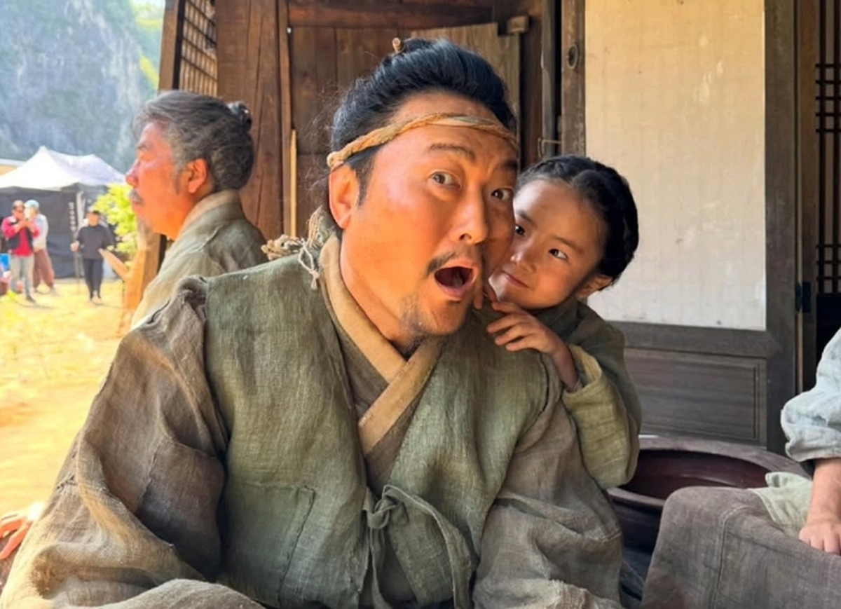 #왕과사는남자 #막동이벌써 1100만 관객 돌파 !!첫 장편영화 데뷔작이 천만영화가 되다니..좋은 작품에 참여할 수 있어서 영광이고 함께한 모든 분들께 감사드립니다🙇_♀ (3).jpg