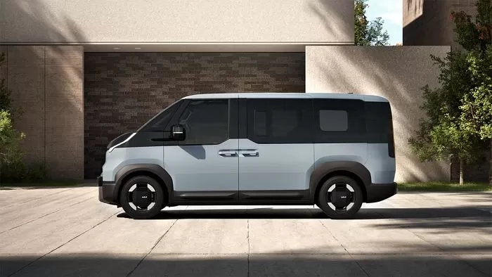 캠핑매니아 이장우 극찬하더니... 기아 'PV5', 국민 아빠차 카니발보다 더 많이 팔렸다