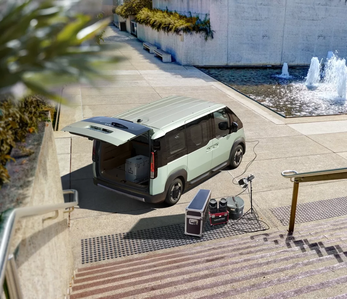 (사진3) 더 기아 PV5 패신저 외장