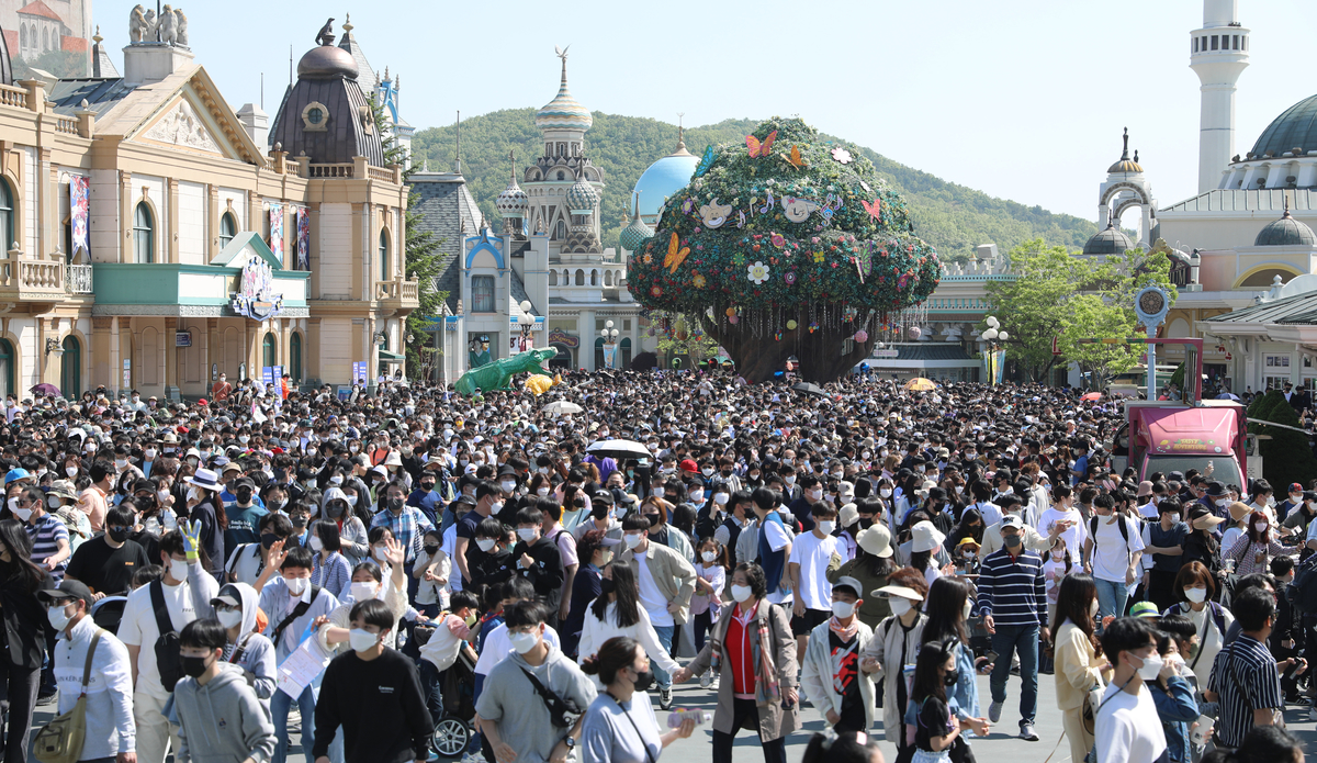 에버랜드 장애인 할인, 내일(10일)부터 온라인으로... 현장 대기 불편 줄인다