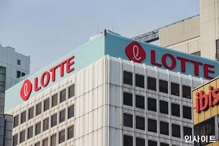 신동빈 회장의 밸류업 구상, 실행 국면으로... 롯데지주 '자사주 소각'의 의미