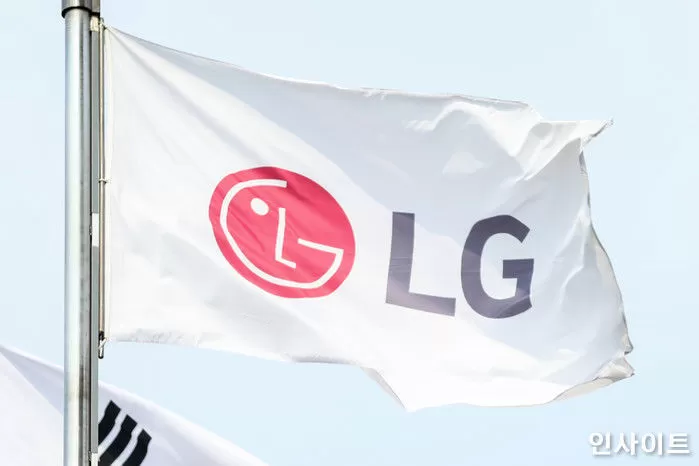 구광모 회장 승부수는 엑사원... LG, B2B AI로 다음 성장축 키운다