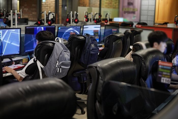 PC방서 '롤·발로란트' 즐기면 이용시간 10% 추가 페이백