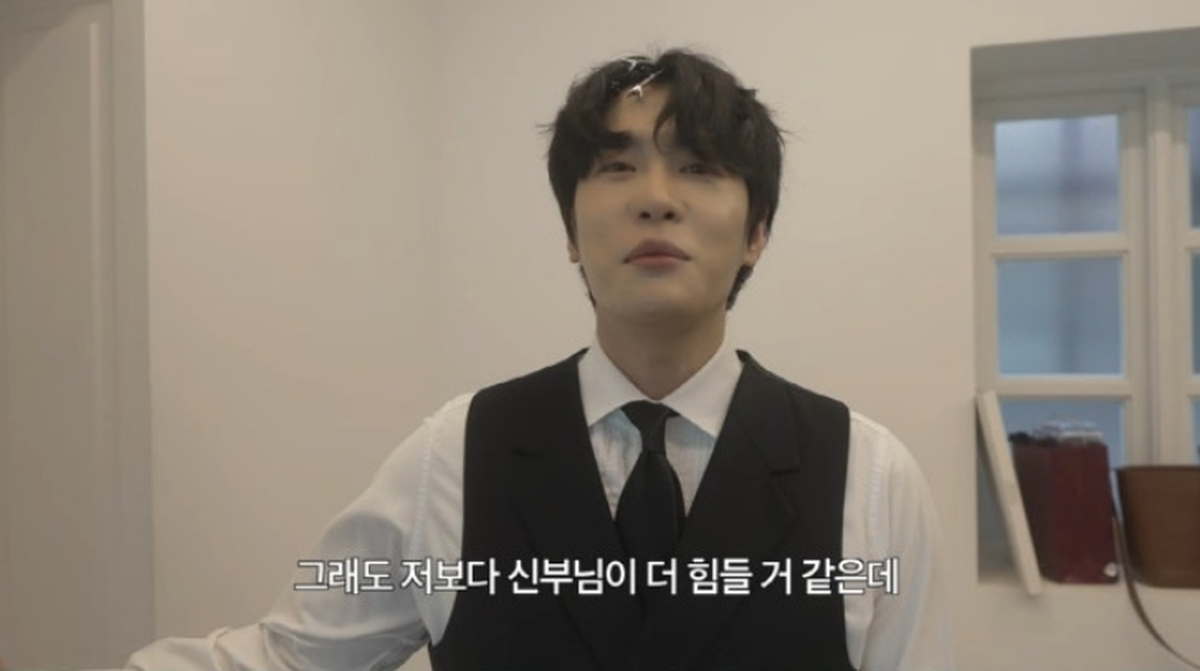 “온전히 내 편 생겼다” 신지♥문원, 웨딩 촬영 공개... 드레스 입고도 쿨내