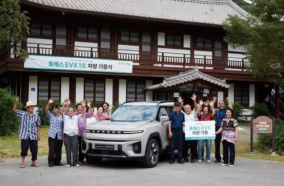 토레스 EVX 1호차 기증식 / KGM