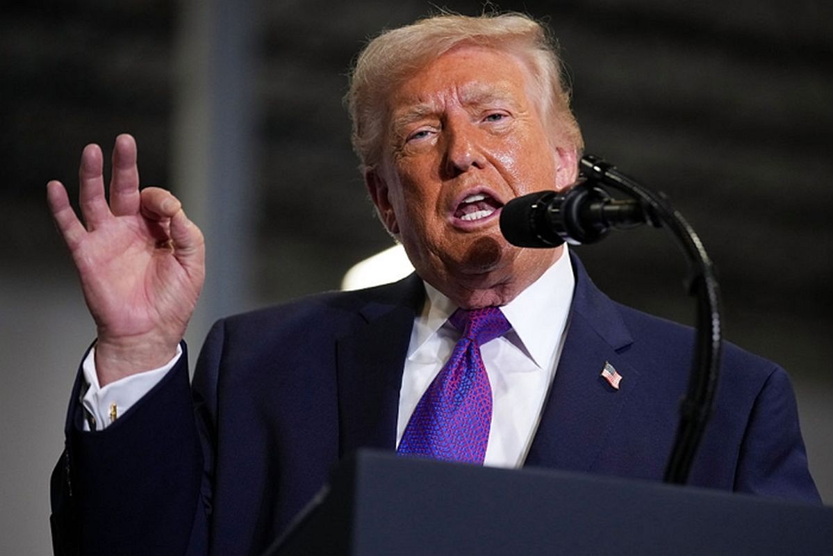 트럼프 “우리가 승리” 외쳤는데, 이란은 “호르무즈 계속 봉쇄”... 유가 100달러 돌파