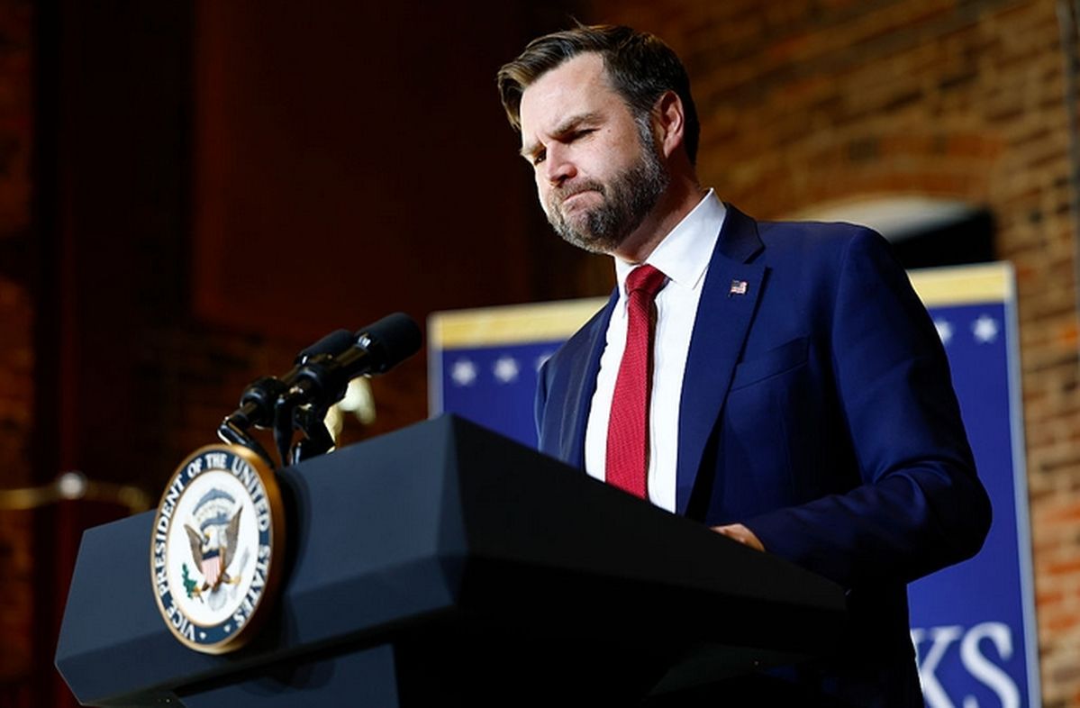 밴스 부통령, 이란 공습 전 